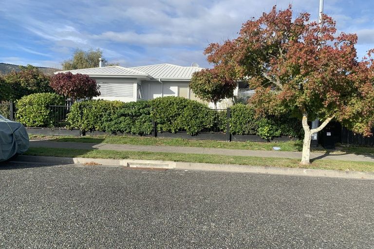 Photo of property in 27 Arbor-lea Avenue, Richmond, 7020