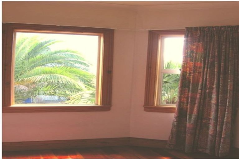 Photo of property in 33-33a Onehunga Mall, Onehunga, Auckland, 1061