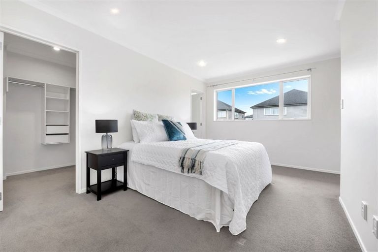 Photo of property in 56 Hughs Way, Flat Bush, Auckland, 2019