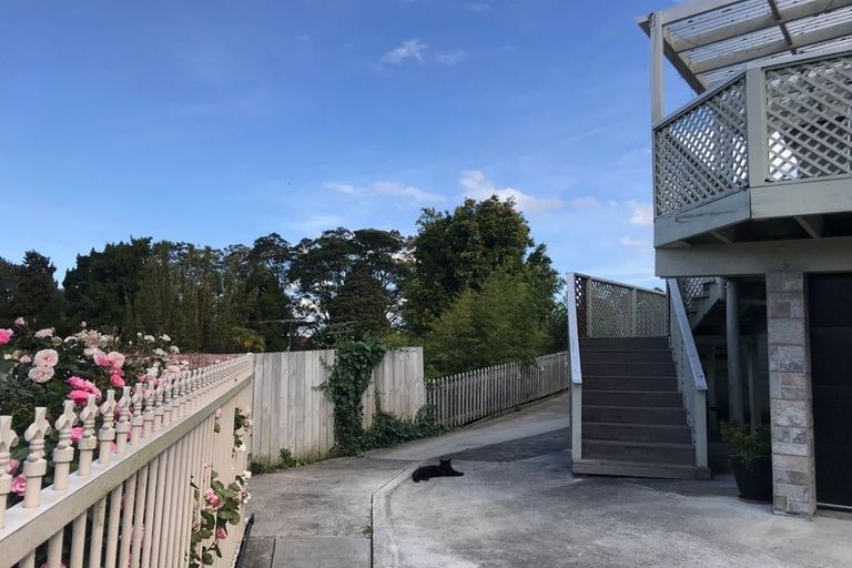 Photo of property in 7a Tirimoana Road, Te Atatu South, Auckland, 0602