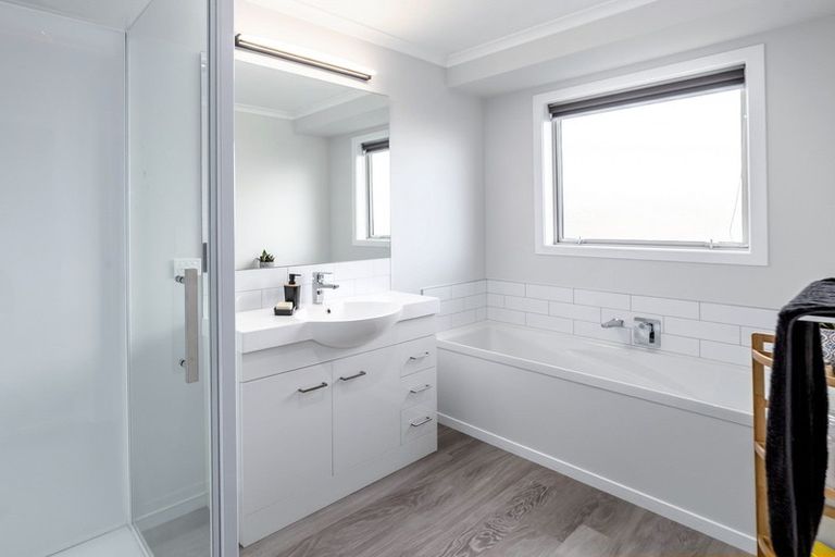 Photo of property in 4 Mckerrow Place, Featherston, 5710