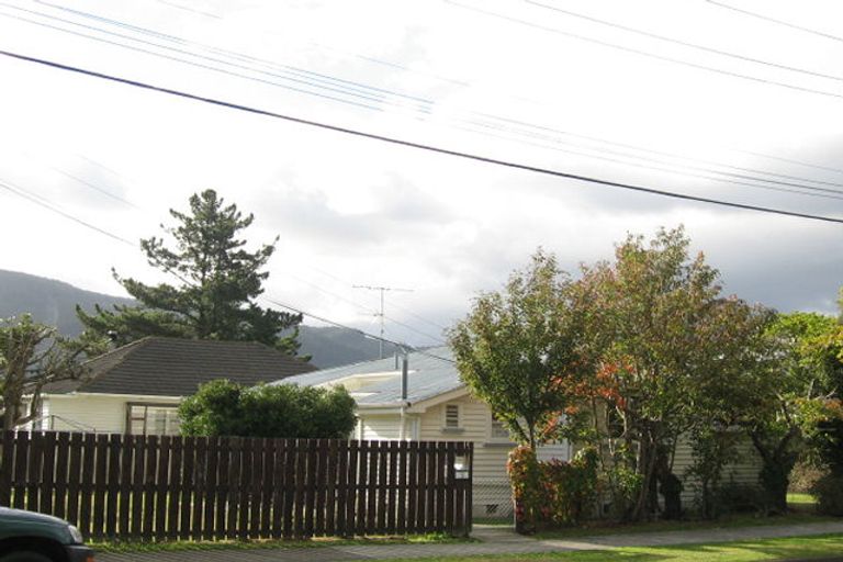 Photo of property in 19 Pempsey Street, Silverstream, Upper Hutt, 5019