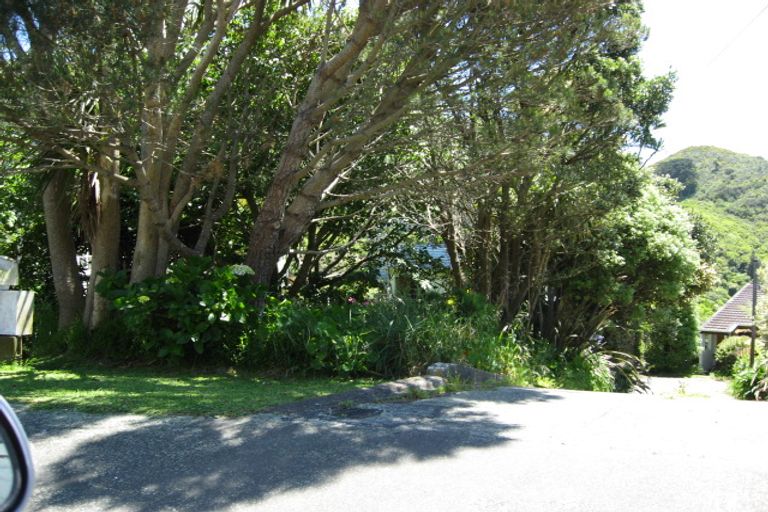 Photo of property in 3/8 Narbada Crescent, Khandallah, Wellington, 6035