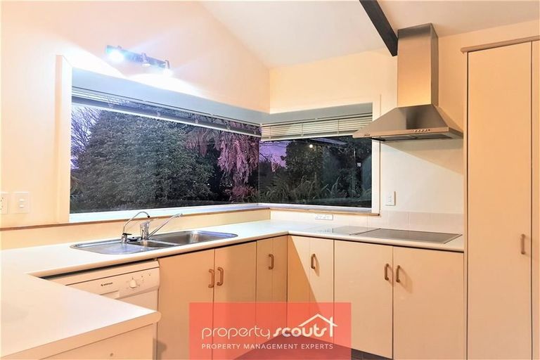 Photo of property in 51 Karina Road, Merrilands, New Plymouth, 4312