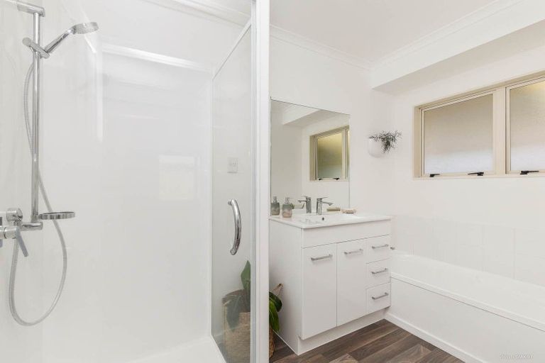 Photo of property in 20d Madill Street, Tuakau, 2121