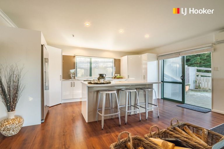 Photo of property in 236 Waipori Falls Road, Berwick, Outram, 9073