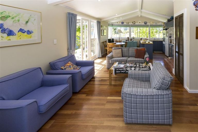 Photo of property in 72 Park Terrace, Waikuku Beach, 7473