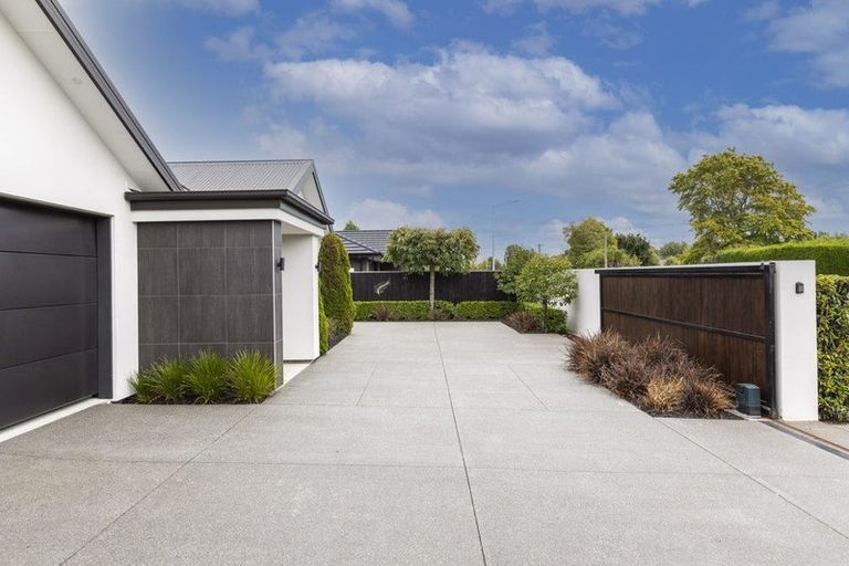 Photo of property in 135 Styx Mill Road, Casebrook, Christchurch, 8051