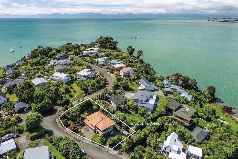 Photo of property in 3 Tapu Place, Kaiteriteri, Motueka, 7197