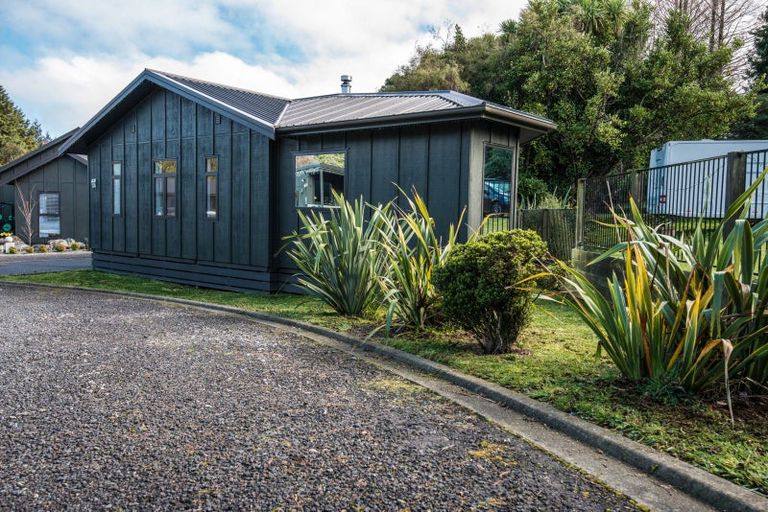 Photo of property in 2 Park Avenue Mews, Ohakune, 4625