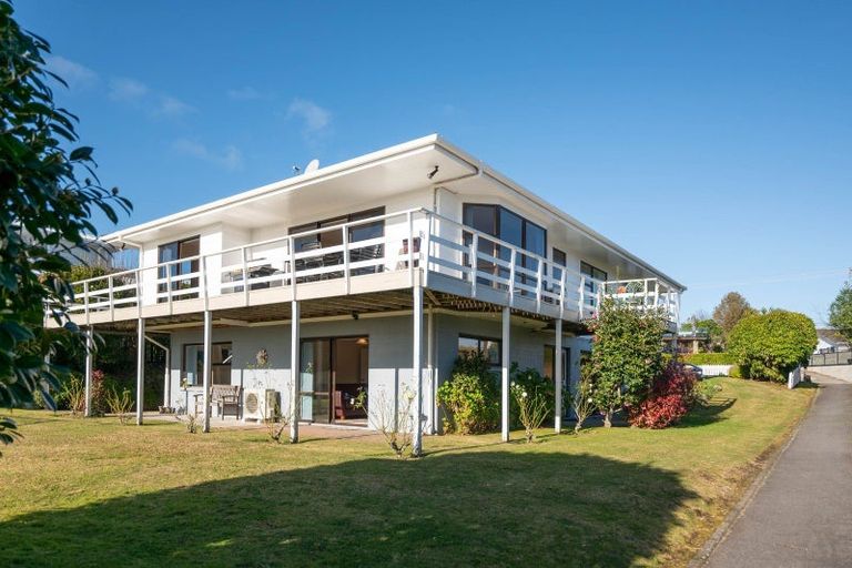 Photo of property in 25 Boundary Road, Waipahihi, Taupo, 3330