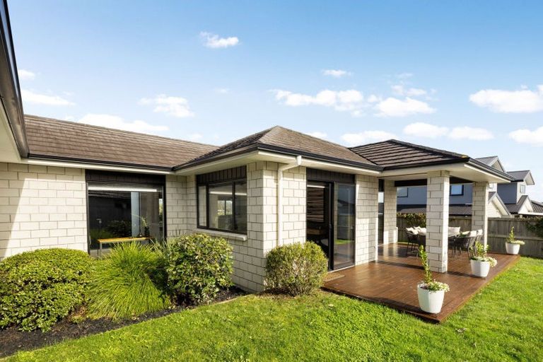 Photo of property in 4 Jennian Avenue, Rototuna North, Hamilton, 3210