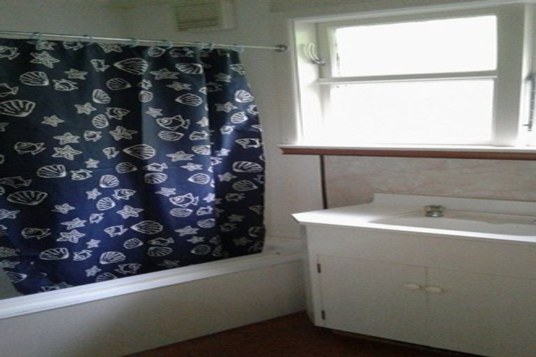 Photo of property in 10 Korokoro Road, Korokoro, Lower Hutt, 5012