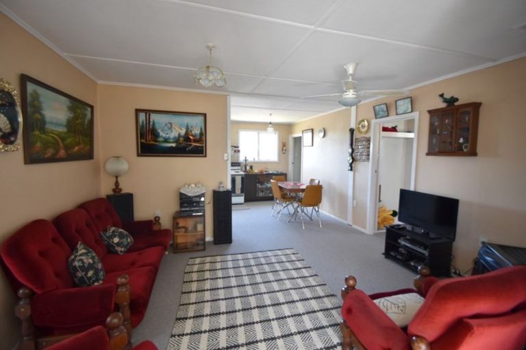 Photo of property in 1 Hopkins Road, Twizel, 7901