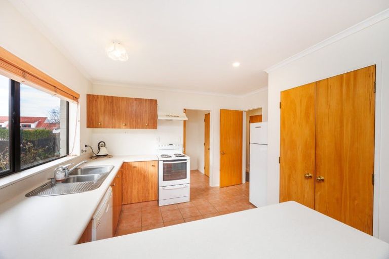 Photo of property in 14 Fraser Court, Roslyn, Palmerston North, 4414