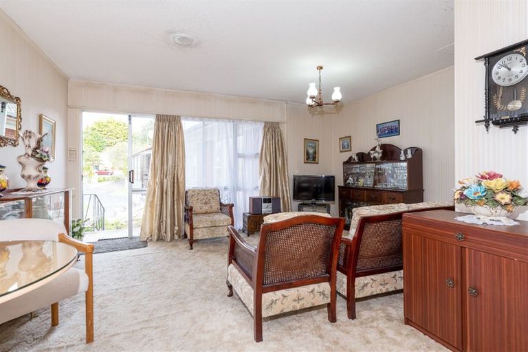 Photo of property in 5/1 Ribblesdale Road, Henderson, Auckland, 0612