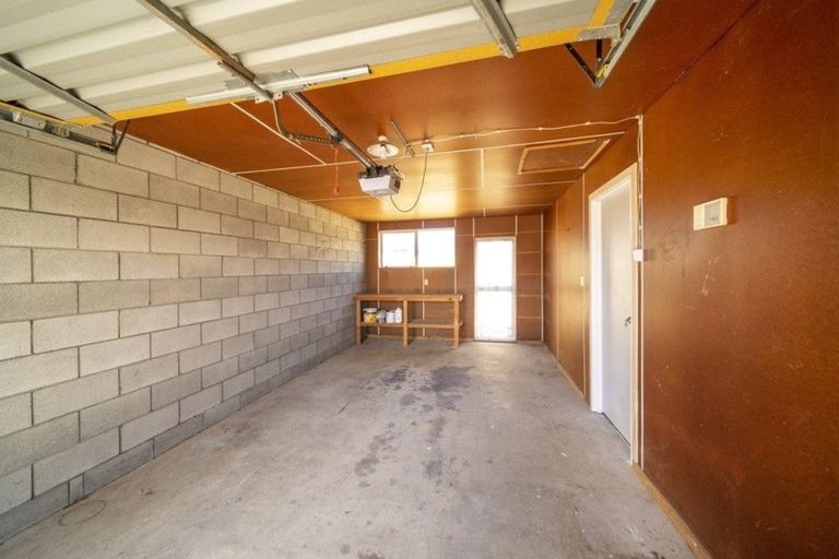 Photo of property in 17b Rimu Street, Hawera, 4610