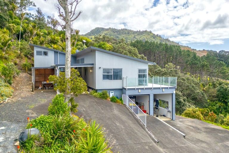 Photo of property in 402 Tuateawa Road, Tuateawa, Coromandel, 3583
