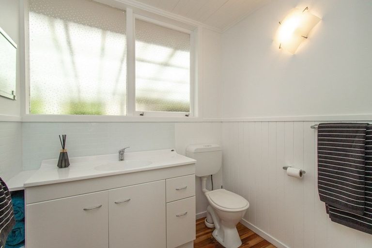 Photo of property in 12 Mckenzie Road, Owhata, Rotorua, 3010