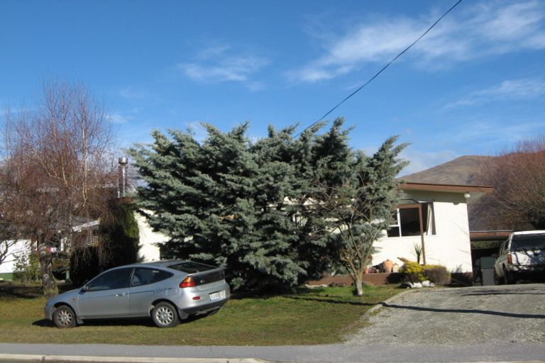 Photo of property in 174 Plantation Road, Wanaka, 9305