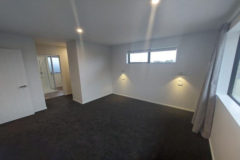 Photo of property in 5 Witte Street, Woodend, 7610