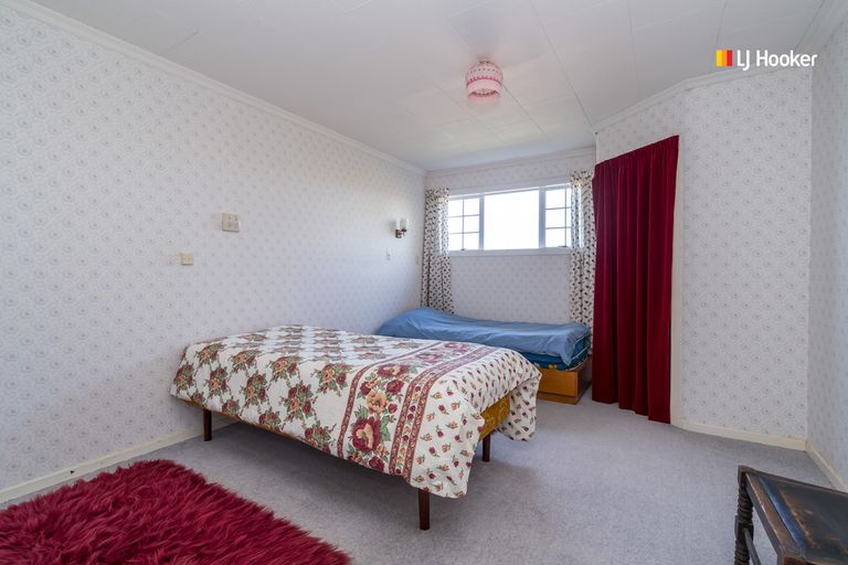 Photo of property in 1 Bath Street, Brighton, Dunedin, 9035