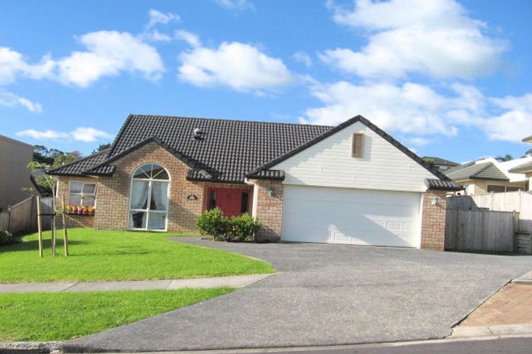 Photo of property in 20 Manara Place, The Gardens, Auckland, 2105