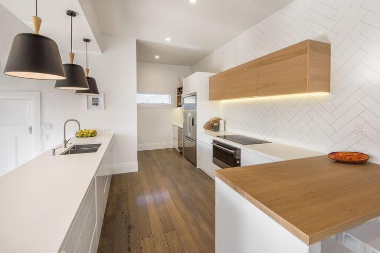 Photo of property in 242 Lake Road, Hauraki, Auckland, 0622