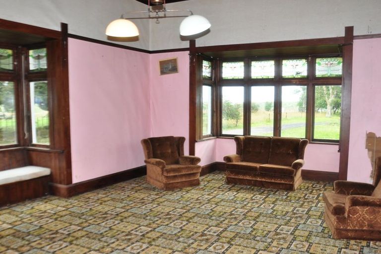 Photo of property in 1764 Kimbolton Road, Cheltenham, Feilding, 4777