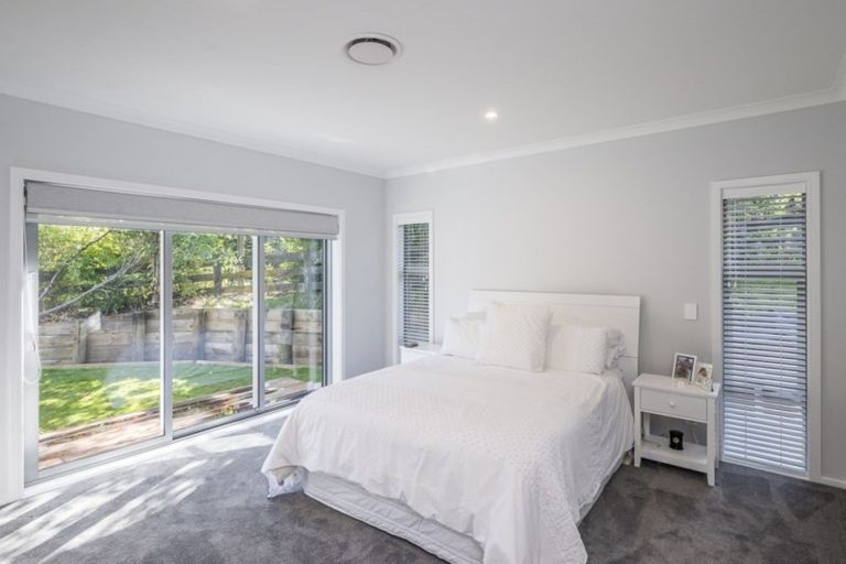 Photo of property in 2 Stoneleigh Grove, Paraparaumu, 5032