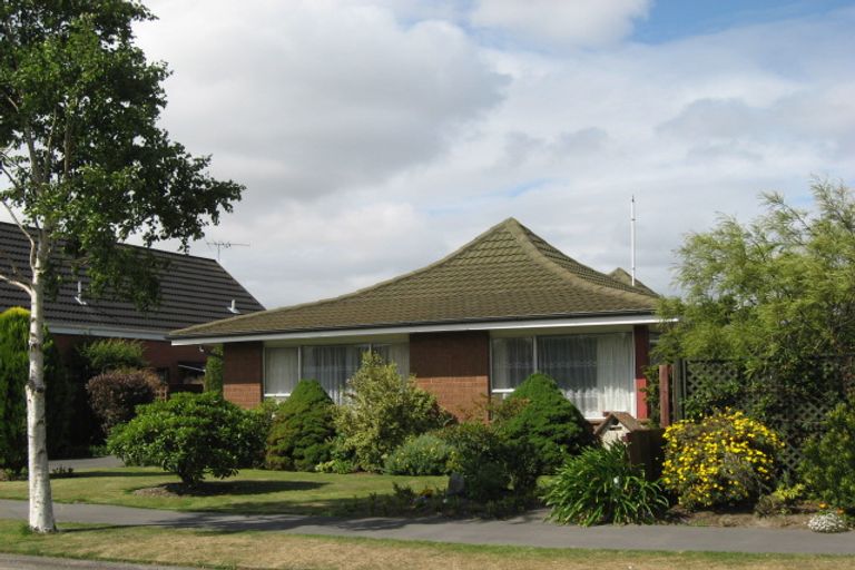 Photo of property in 44 Kent Lodge Avenue, Avonhead, Christchurch, 8042
