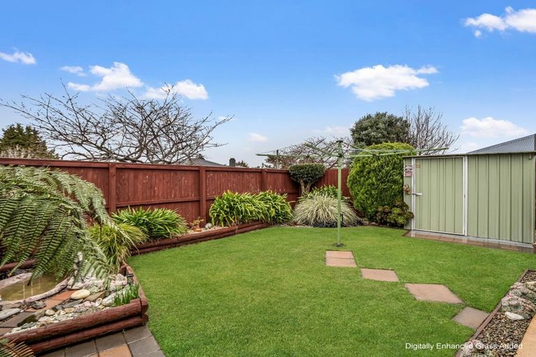 Photo of property in 10 Ropley Street, Amberley, 7410