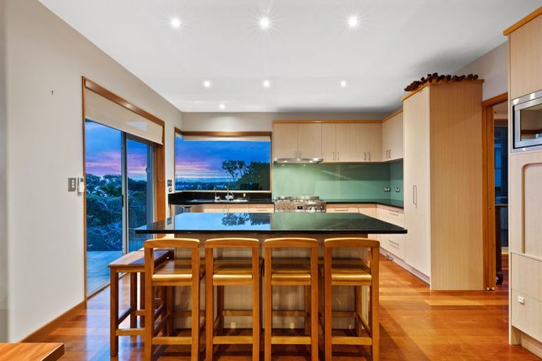 Photo of property in 2/22 Falstaff Place, Half Moon Bay, Auckland, 2012