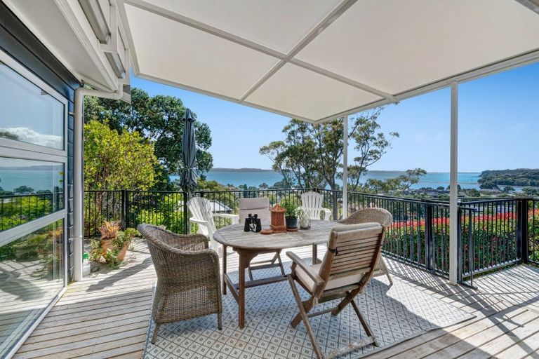 Photo of property in 2 Leal Place, Manly, Whangaparaoa, 0930