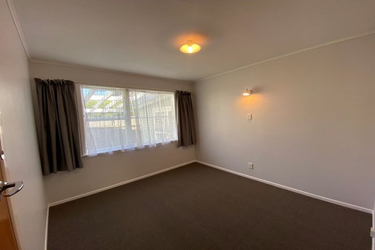 Photo of property in 19 Great North Road, Saint Johns Hill, Whanganui, 4501