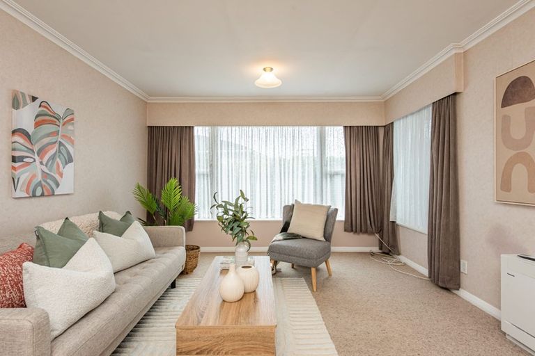 Photo of property in 3/13 Luckie Street, Tawa, Wellington, 5028