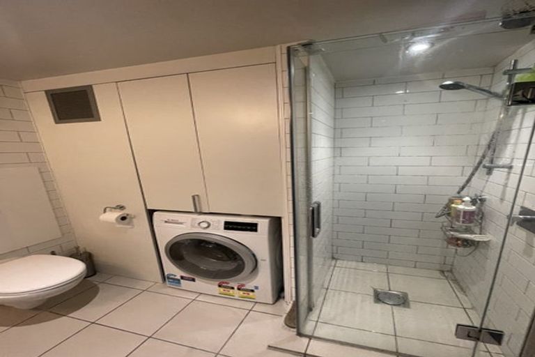 Photo of property in The Capital, 17/370 Oriental Parade, Oriental Bay, Wellington, 6011