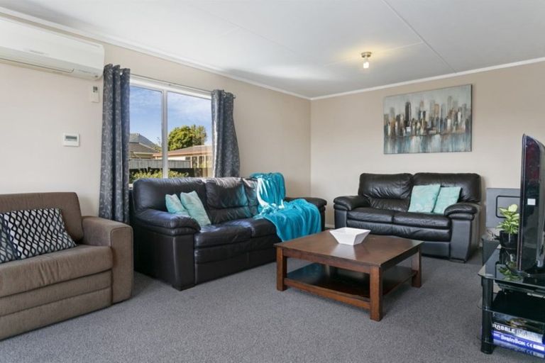 Photo of property in 4 Newberry Place, Richmond Heights, Taupo, 3330