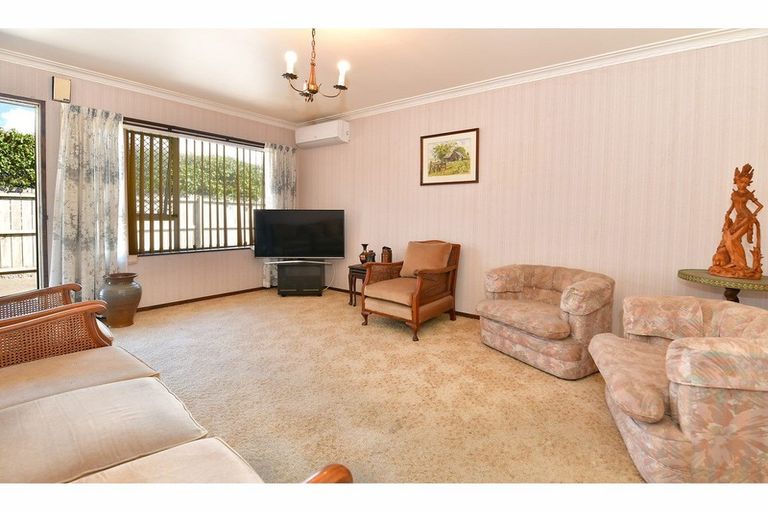 Photo of property in 3b West Hoe Road, Orewa, 0931