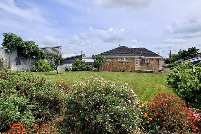 Photo of property in 11 Charles Crescent, Beerescourt, Hamilton, 3200