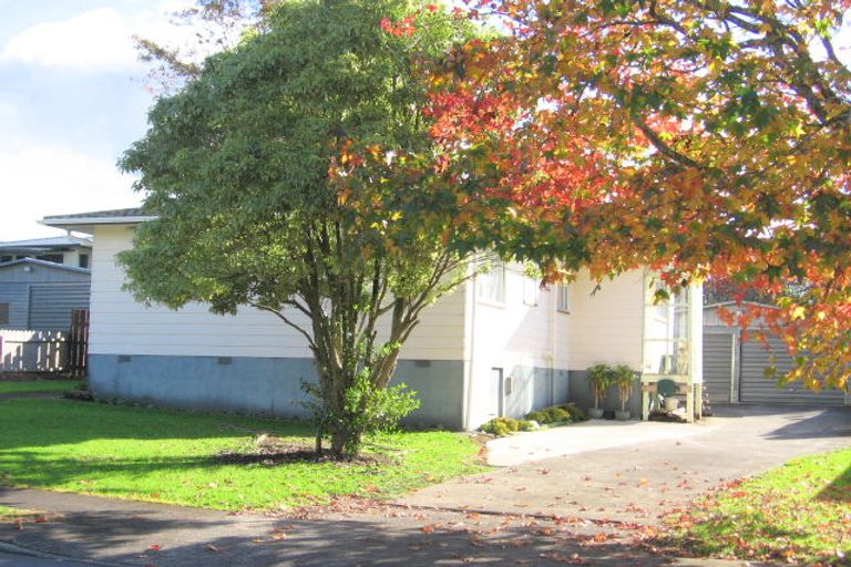 Photo of property in 9 Almay Place, Clover Park, Auckland, 2019