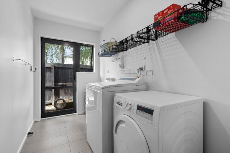 Photo of property in 43 Broadhaven Avenue, Parklands, Christchurch, 8083