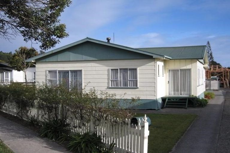 Photo of property in 22 Marsden Road, Greymouth, 7805
