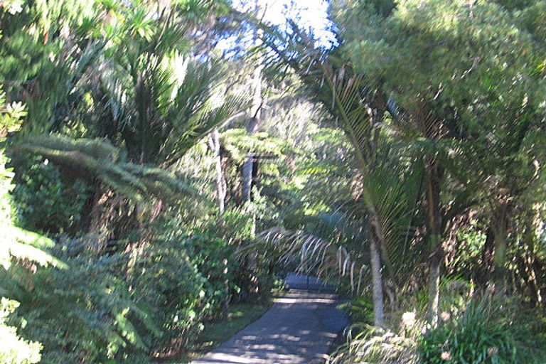 Photo of property in 9a Brownie Road, Laingholm, Auckland, 0604