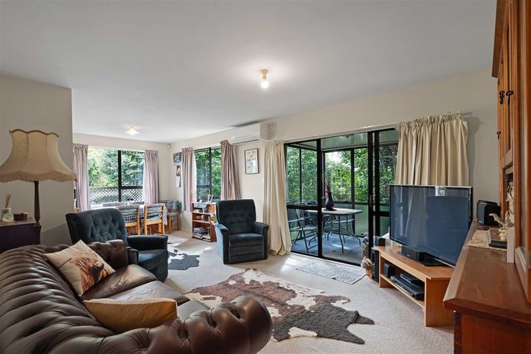 Photo of property in 2 Wilson Street, Islington, Christchurch, 8042