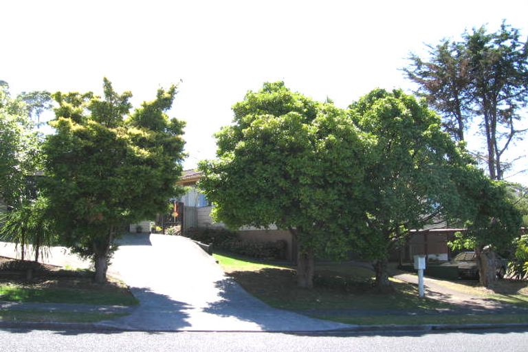 Photo of property in 1 Babington Place, Torbay, Auckland, 0630