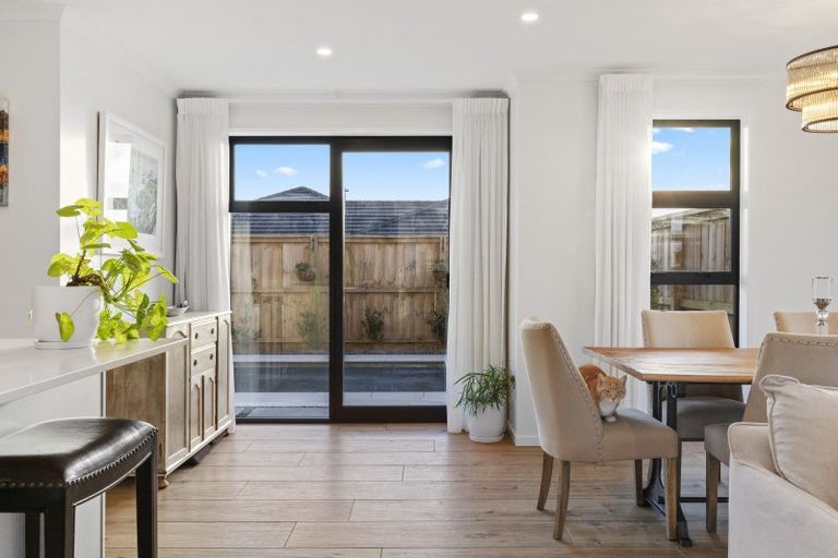 Photo of property in 2 Wesleyan Street, Paerata, 2124