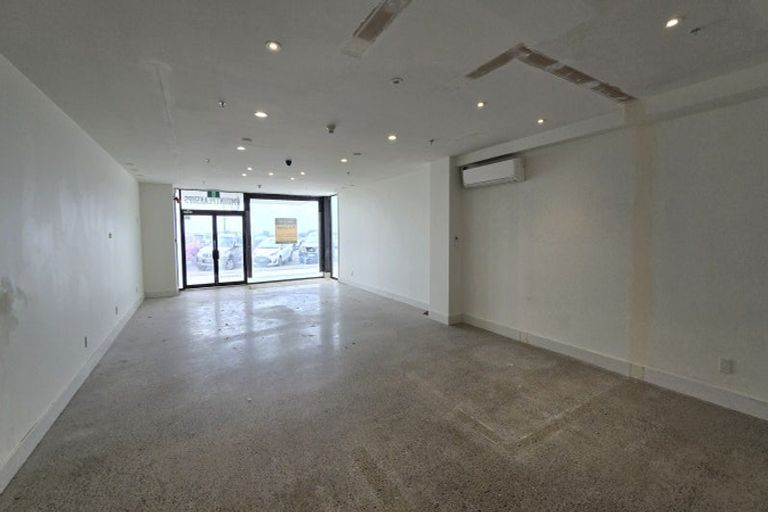 Photo of property in Oceanside Tower 1, 2/2a Marine Parade, Mount Maunganui, 3116