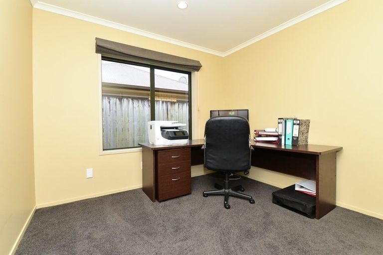 Photo of property in 13 Cranmer Close, Rototuna North, Hamilton, 3210