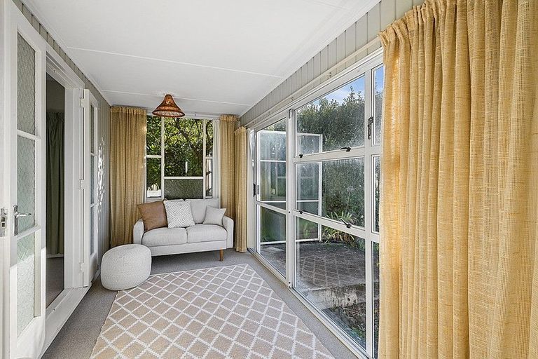 Photo of property in 2 Seagrave Place, Ilam, Christchurch, 8041